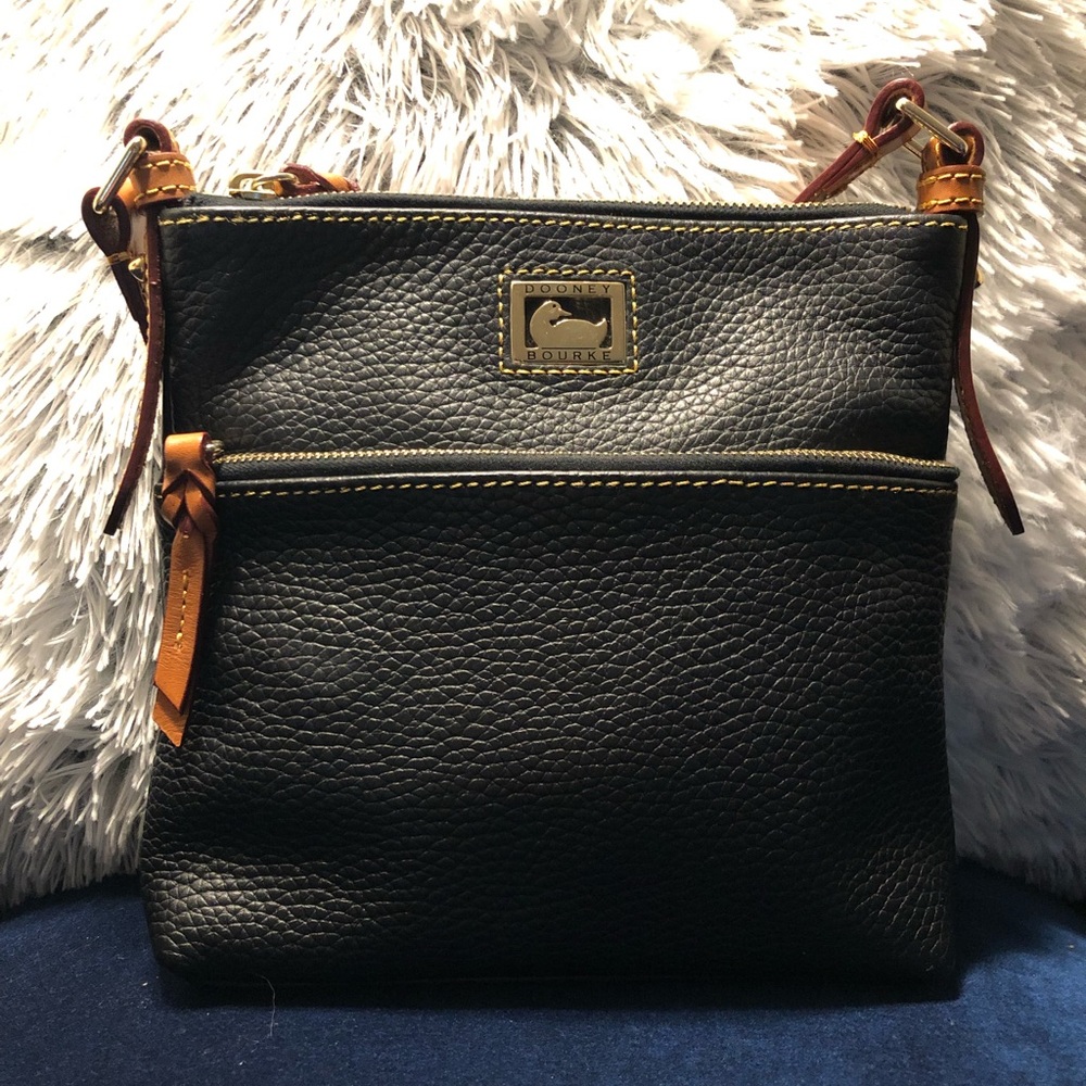 Dooney & Bourke Pebble Grain Crossbody